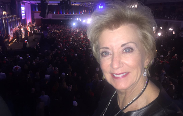 lindamcmahon-trumprally_3x2_600