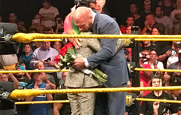 TripleH_Asuka_hug_3x2_600